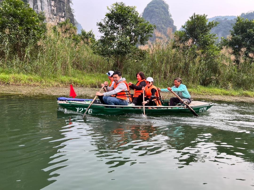 Trang An Eco & Bai Dinh Pagoda